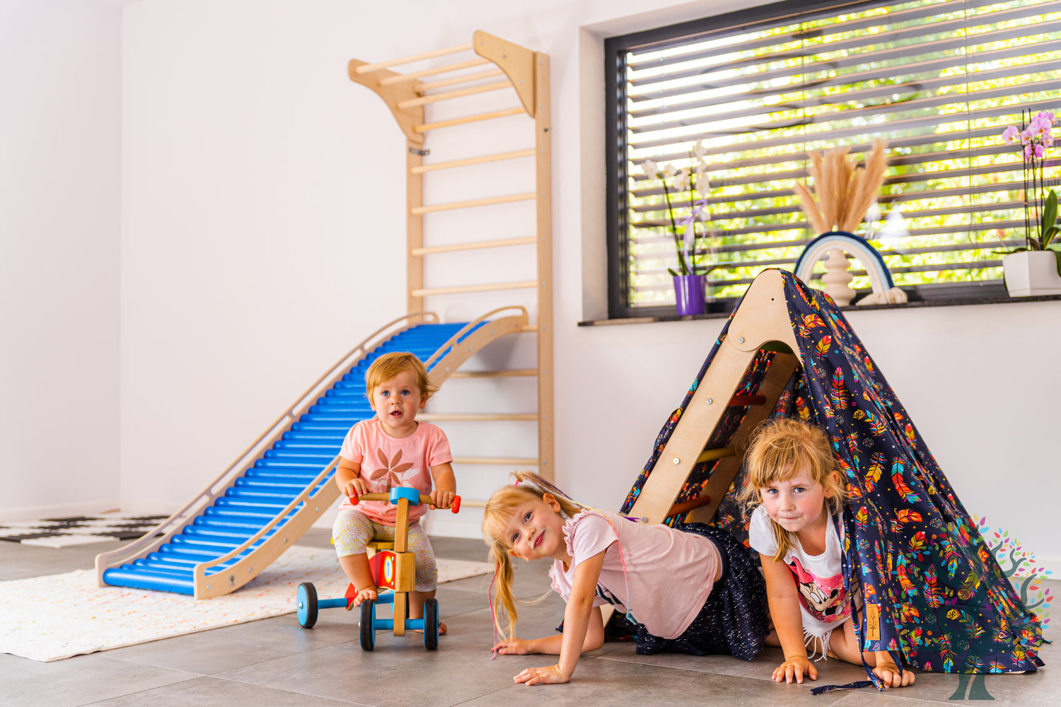 In der Kombination mit Rutsche ist die Sprossenwand Kinderzimmer ein echtes must have!